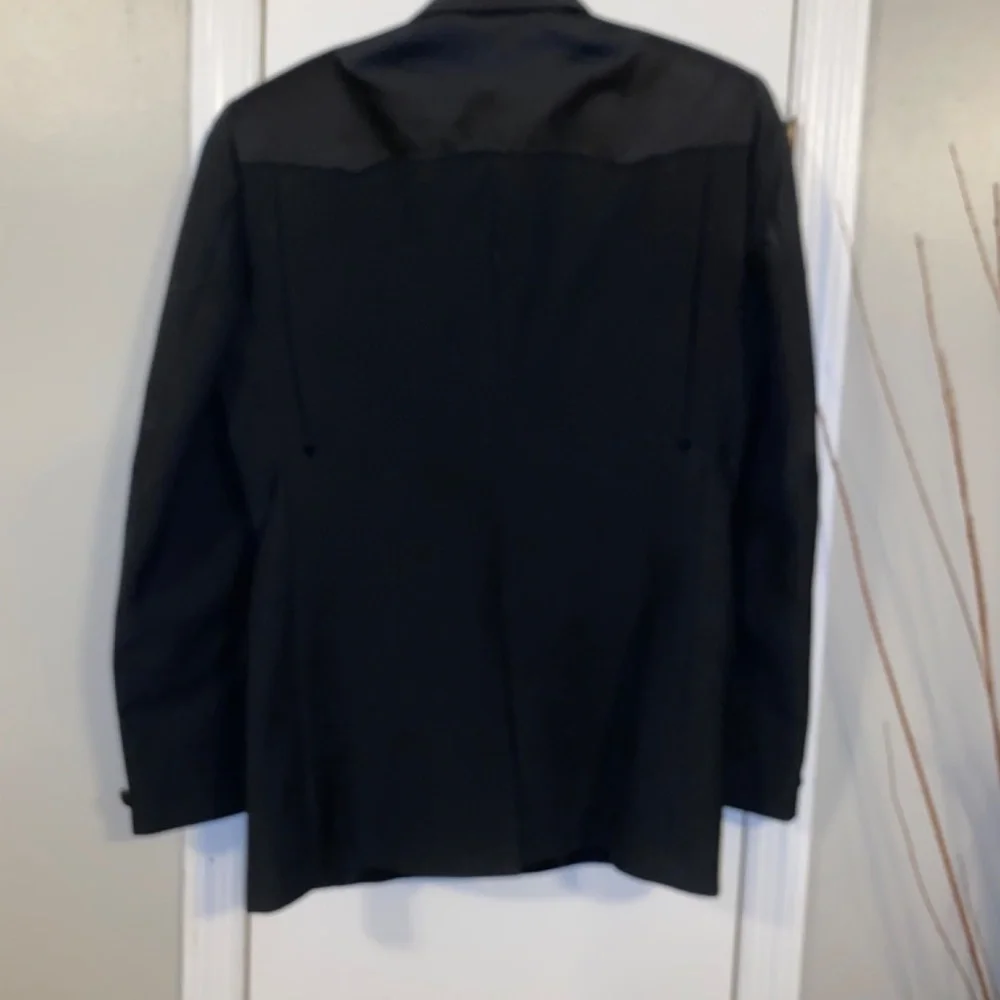 Silverado size 42 long men’s black dress jacket